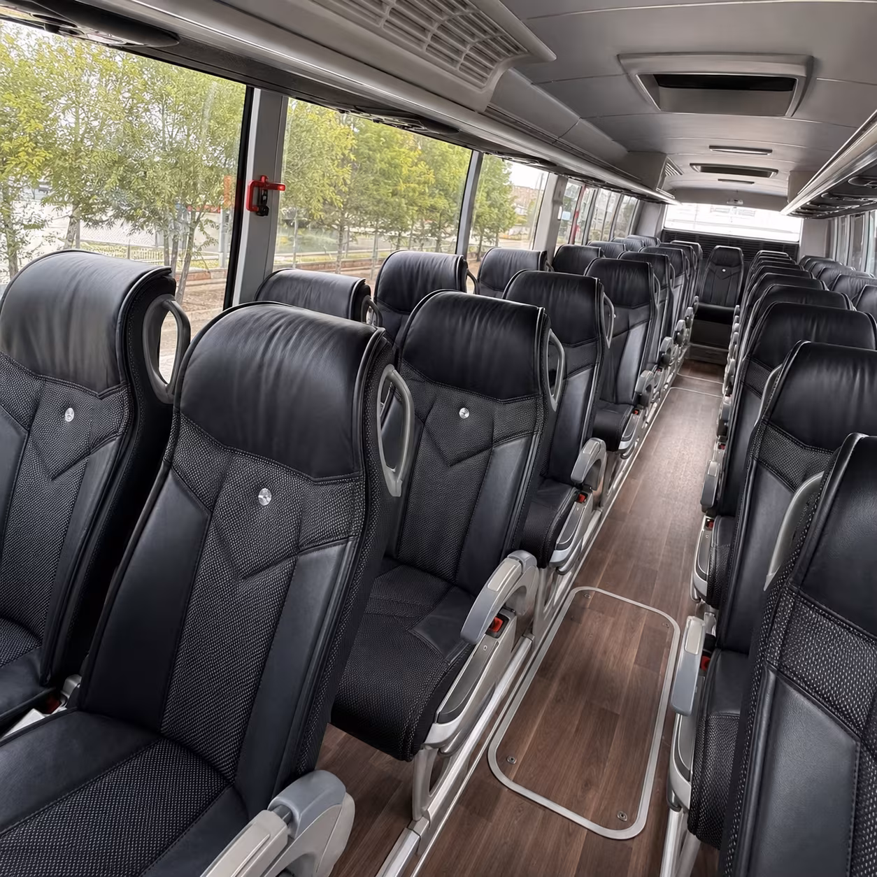 cambridge charter buses