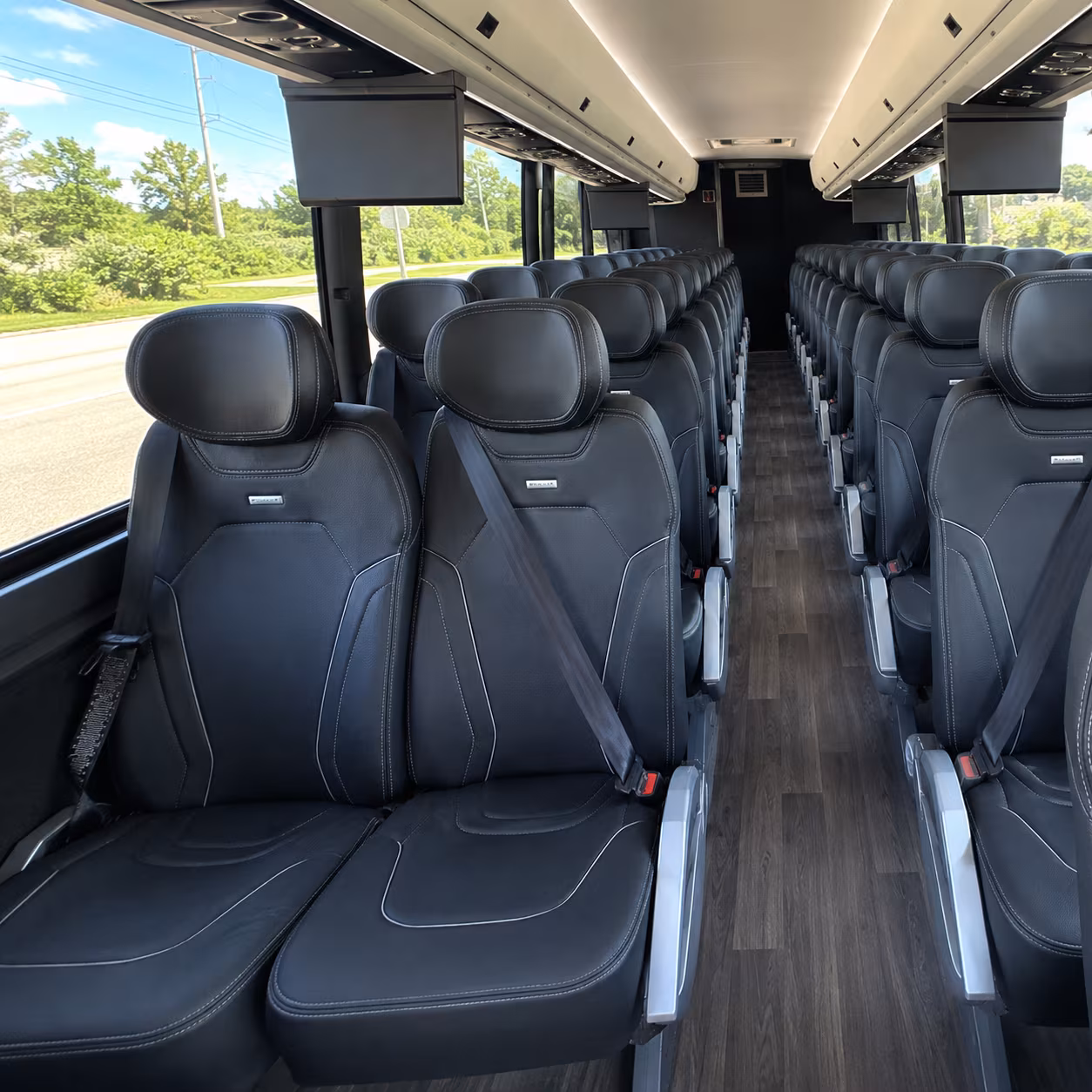 lynn charter bus