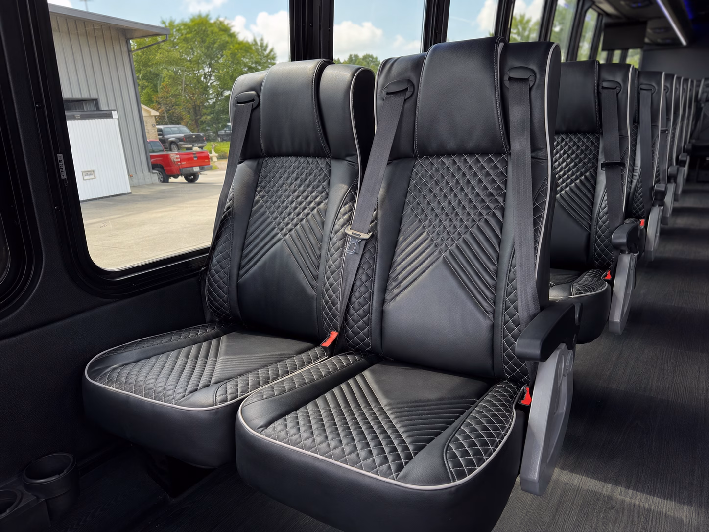 providence charter bus transportation to and from providence area airports