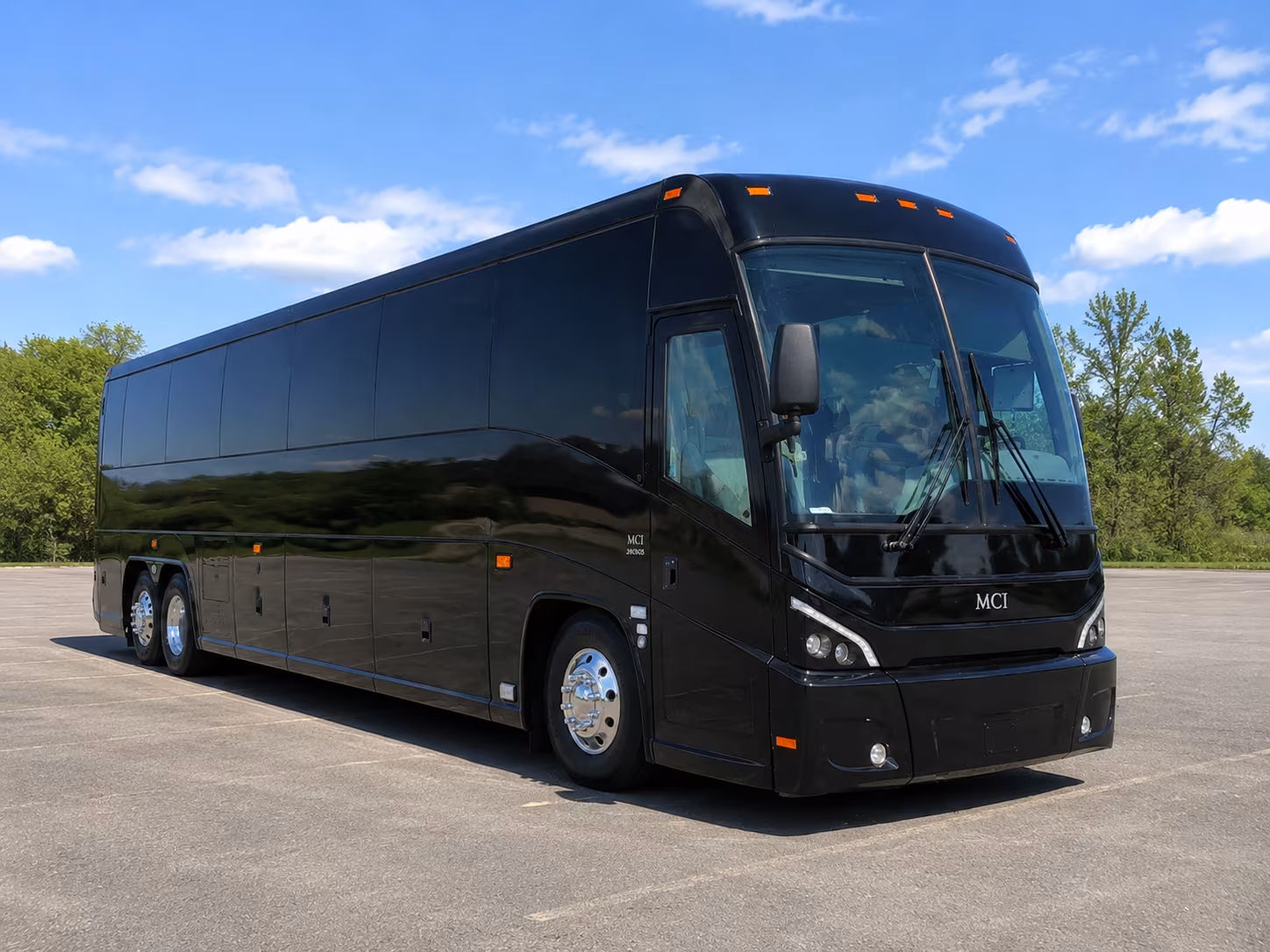 warwick show up to warwick concerts in a charter bus